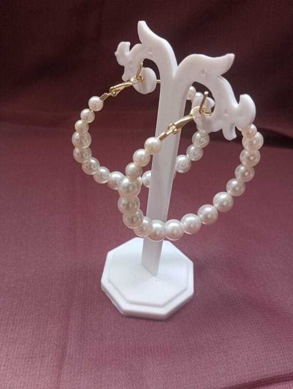 New Fashion Beautiful and Stylish Girls White Pearl Hoop Earrings